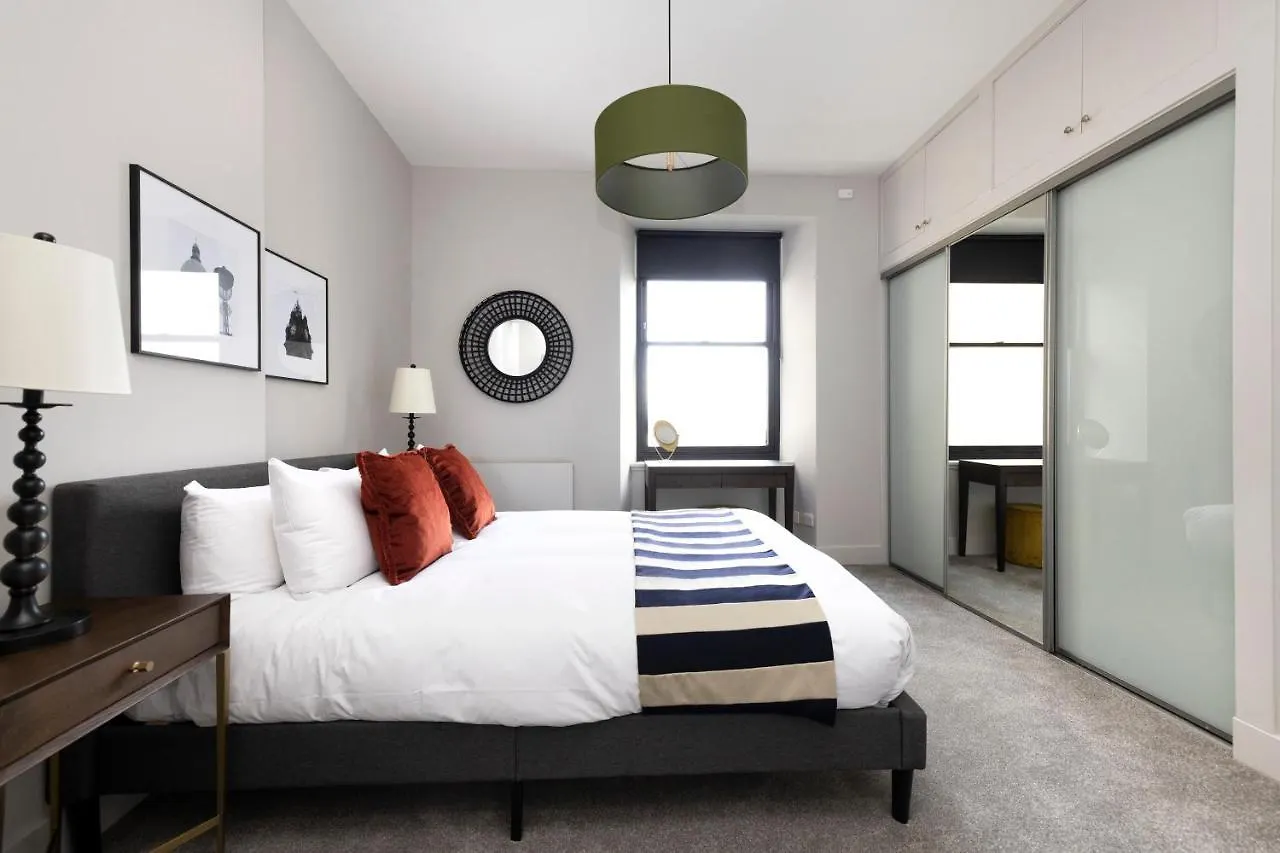 Joivy Luxury Home On George Street Edinburgh Apartment
