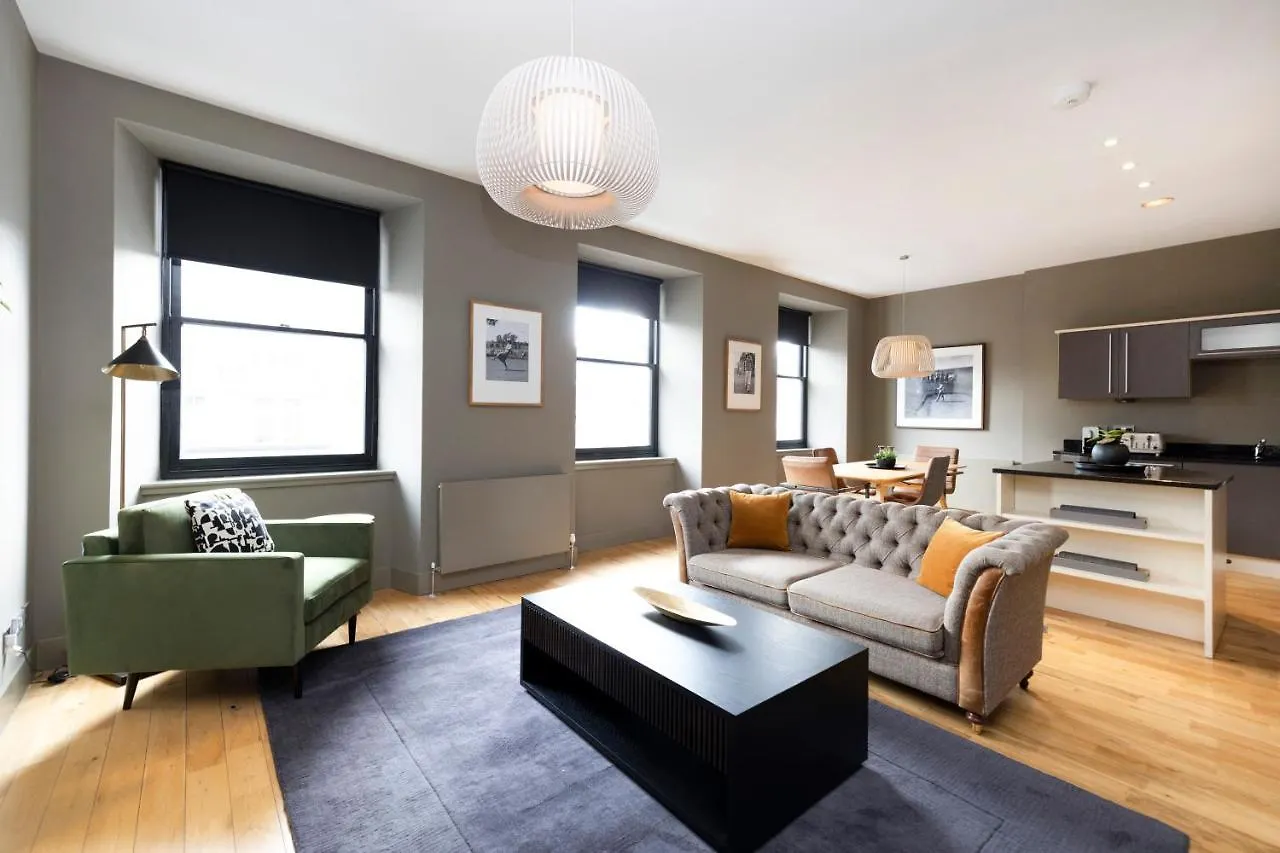 Joivy Luxury Home On George Street Edinburgh United Kingdom