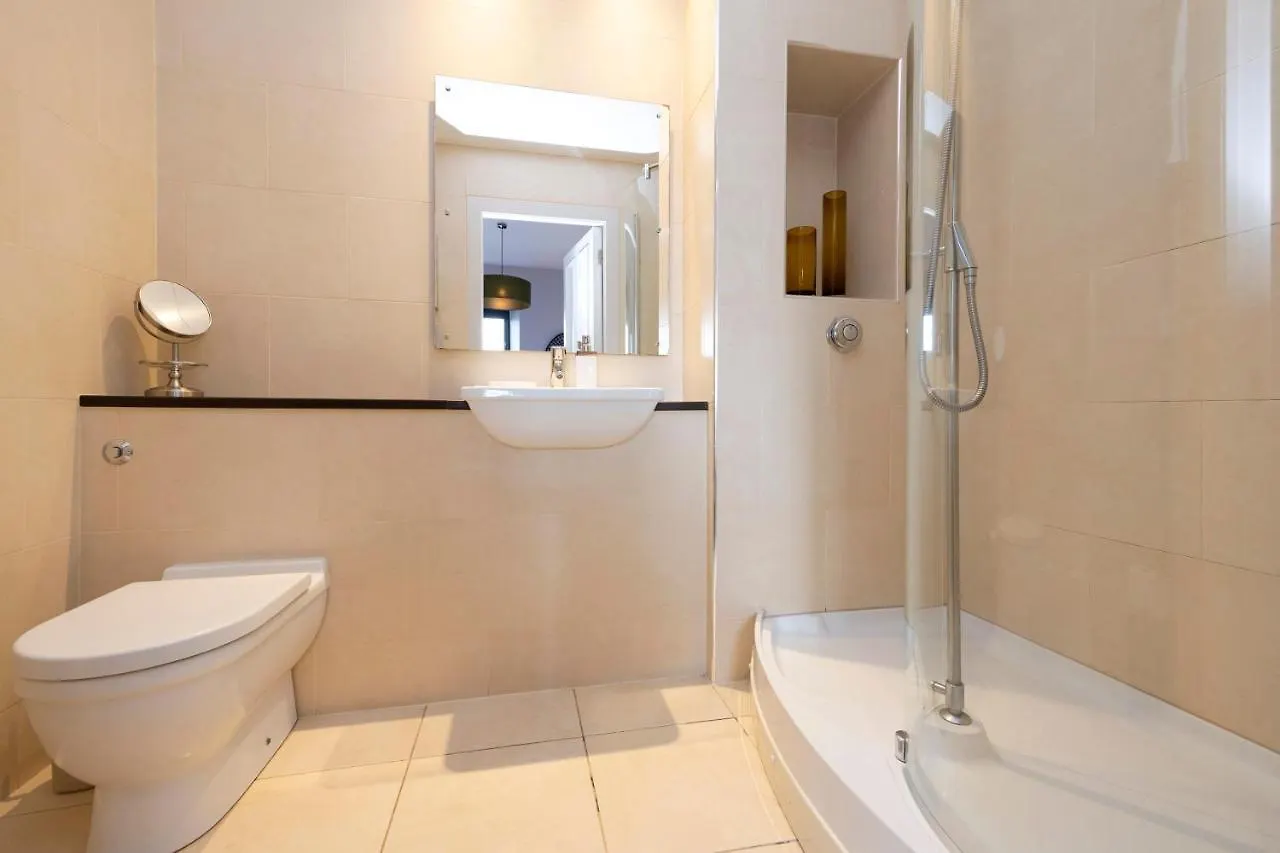 Joivy Luxury Home On George Street Edinburgh Apartment