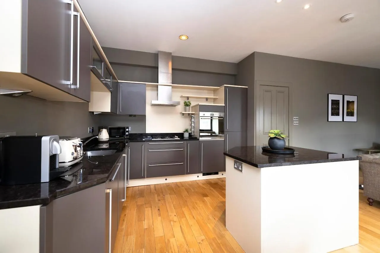 Apartment Joivy Luxury Home On George Street Edinburgh